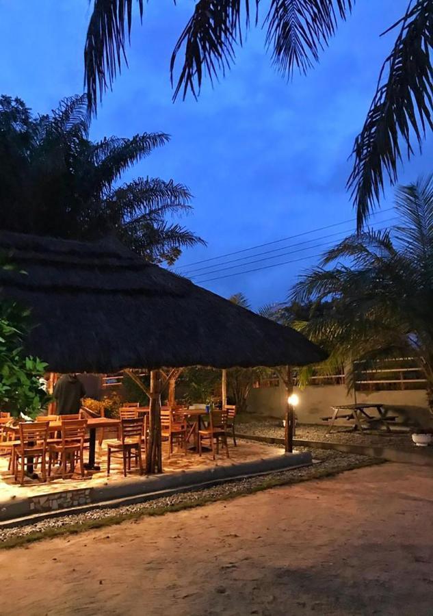 Twitter Paradise Ampeni Exterior foto